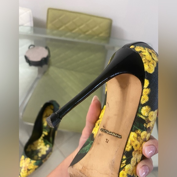 Dolce & Gabbana Shoes High Heels Black and Yellow Floral Pattern Pumps - Picture 10 of 15